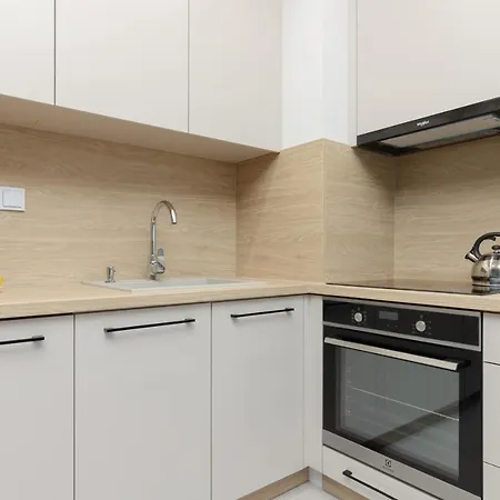 Апартаменты Goodnight Bialoleka With 2 Bedrooms & Parking By Renters